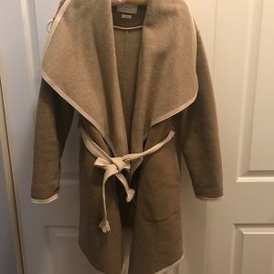 Flash sale Aritzia Wilfred sweater coat in small
